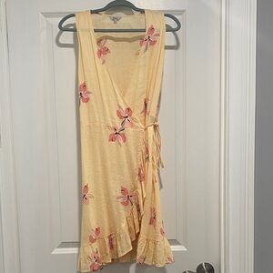 Rails Feminine Floral Wrap Dress